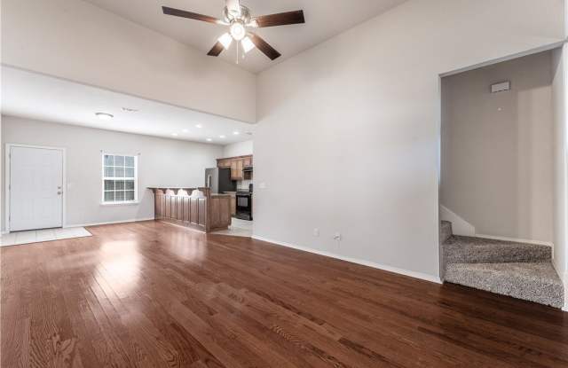 3005 SW Deerfield Boulevard Gallery 3