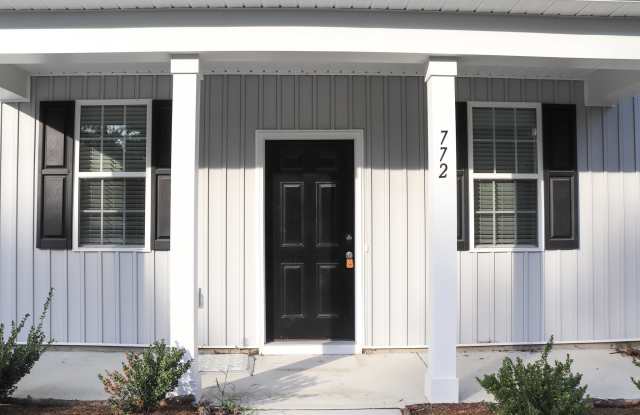 772 Roberts Road Gallery 3