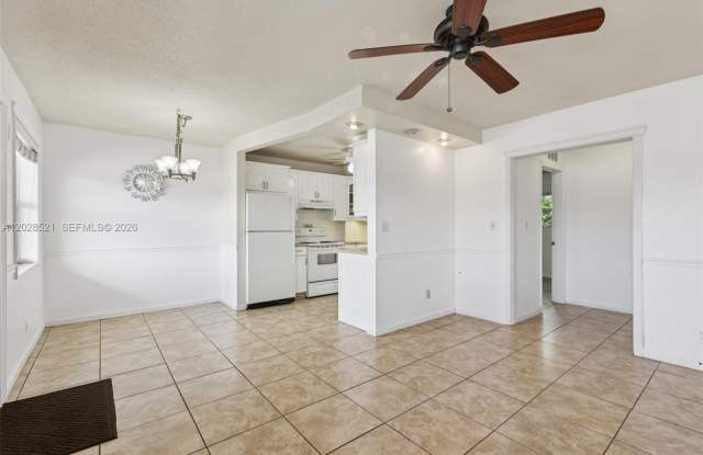 22 SE 3rd Ter photos photos