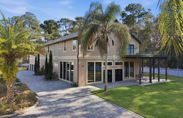 1450 WENTWORTH Avenue photos photos