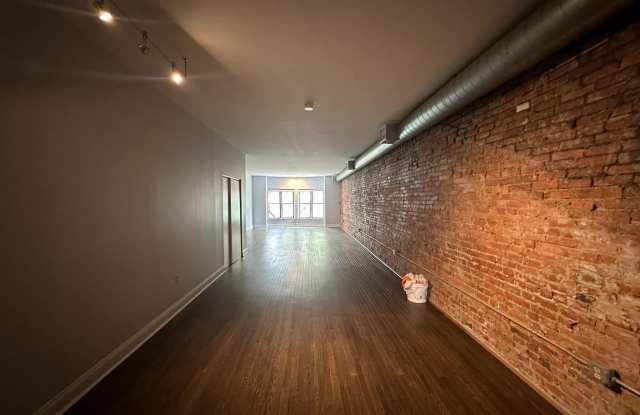 104-6 S 13TH Street Gallery 3