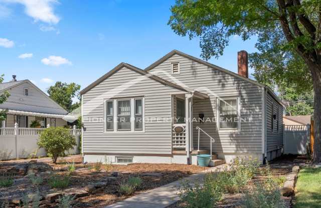 Charming Bungalow in Patty Jewett Neighborhood! 3bed, 2 bath, Enclosed yard, 1 car garage, carport - 1324 North Franklin Street, Colorado Springs, CO 80903