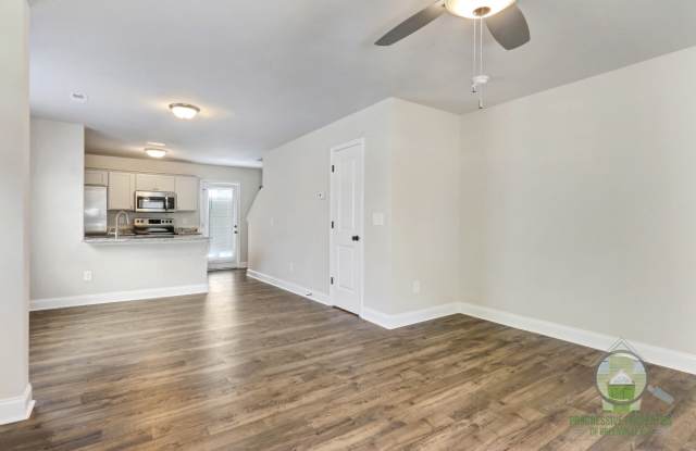 111 Sitton Drive - A Gallery 2