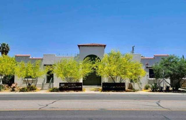 Apartment located near University/Medical complex photos photos