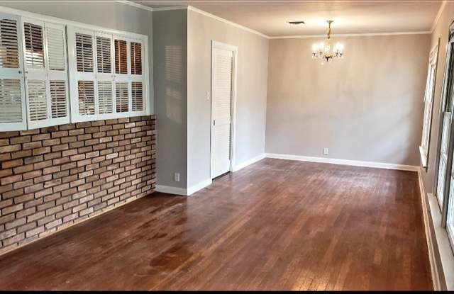 1900 Harrison Avenue Gallery 2