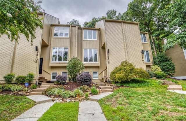 12105  Shore View Dr - 12105 Shore View Drive, Short Pump, VA 23233