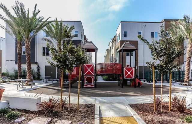 14416 plum Lane Gallery 2