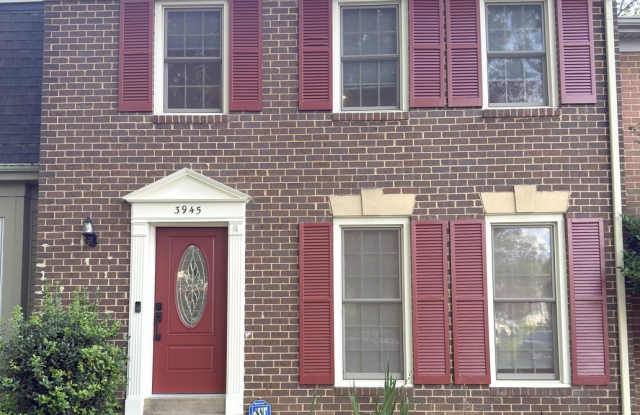 Newly Renovated 3 Bedroom 2.5 Bath in Fairfax For Rent! photos photos