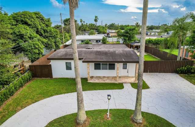 11350 SW 51st St photos photos