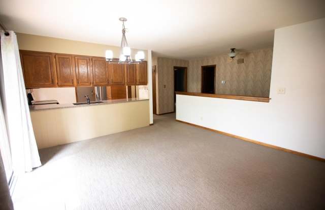 2172 Wildfield Dr NE Gallery 4