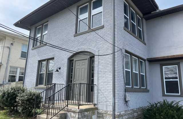 904 Tates Creek Road photos photos