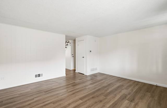 7858 Saint Claire Lane Gallery 4