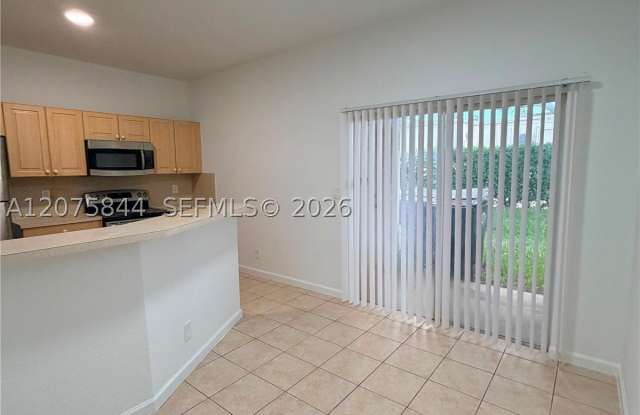 102 S Santa Catalina Cir Gallery 4