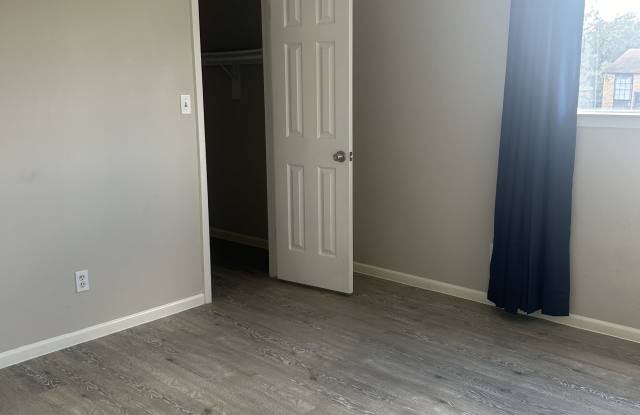 610  BracewoodA Gallery 4
