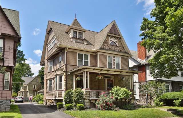71 Rutgers St Gallery 1