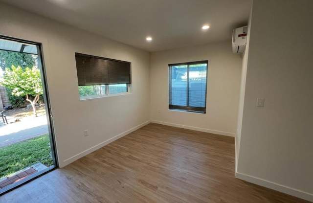 Brand New 2-Story Detached ADU in Granada Hills with Solar! Gallery 4