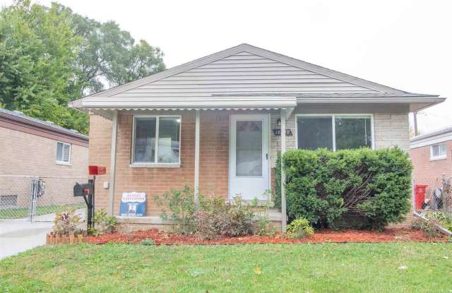 19549 Colman St Gallery 2