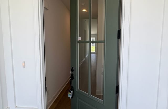 ~$500 OFF 1st Month's Rent~**BRAND NEW CONSTRUCTION** Gallery 3