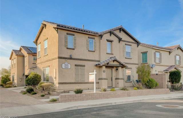 1045 Spotted Saddle Street photos photos