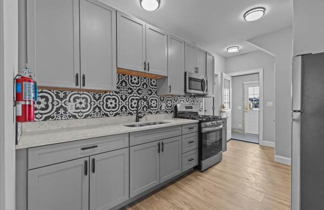 45 Rose St photos photos