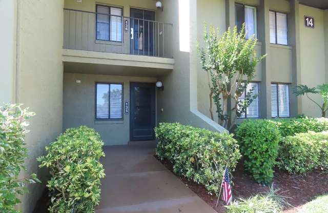 14 ESCONDIDO COURT - 14 Escondido Court, Altamonte Springs, FL 32701