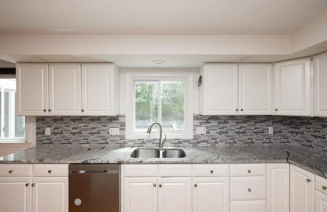 9 Heidi Ln photos photos