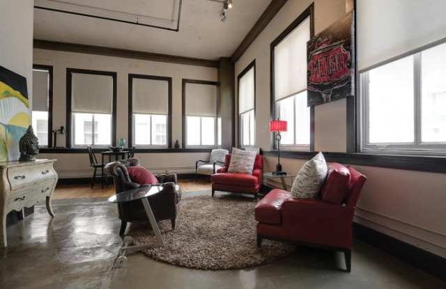 1608 Main St Gallery 4