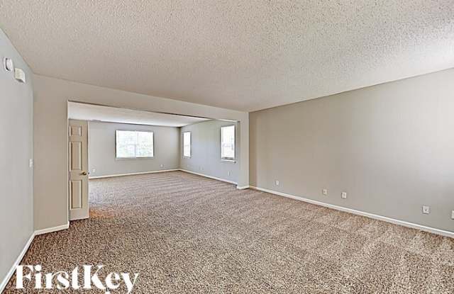 19364 Fox Chase Drive Gallery 3