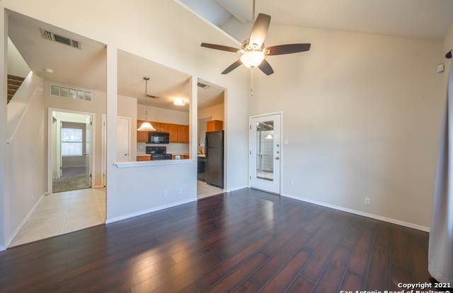 2607 Crown Hollow Gallery 4