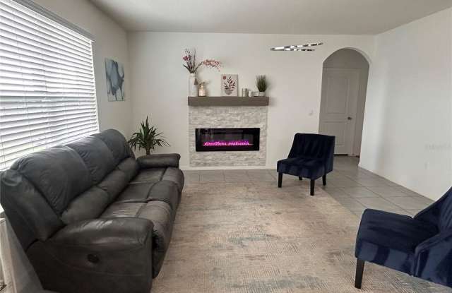 17630 CANOPY Place Gallery 3