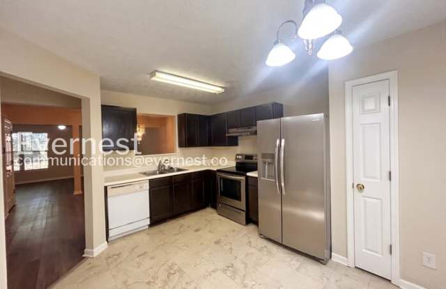 5589 Strathmoor Manor Circle Gallery 4