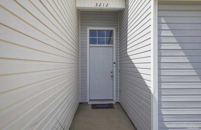 3212 Fernwood Dr Gallery 2