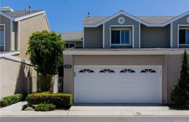 27732 Falkirk - 27732 Falkirk, Mission Viejo, CA 92691