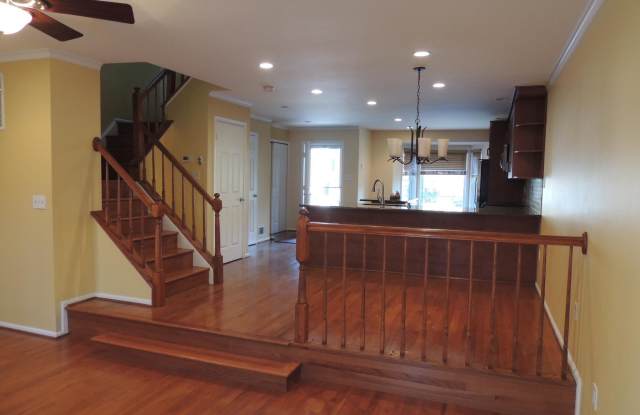 3307 CULLERS COURT Gallery 2