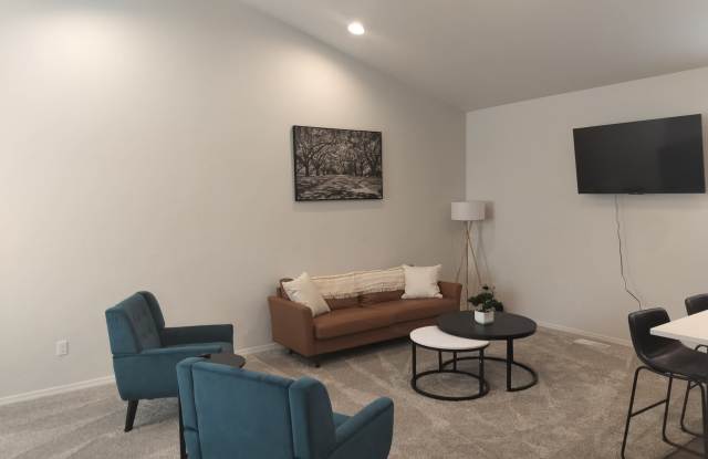 Furnished - 1908 NW Enterprise St photos photos