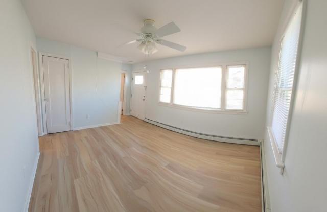 211 A Sheridan Avenue photos photos