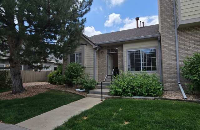 Great 3 bedroom townhome photos photos