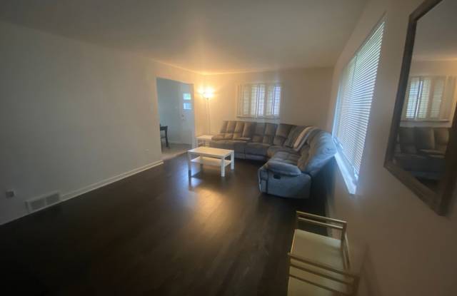 Mt. Washington Home! - 16 Kohlmeyers Lane, Pittsburgh, PA 15211