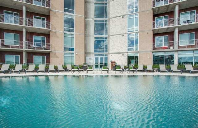 217 Barton Springs Rd photos photos
