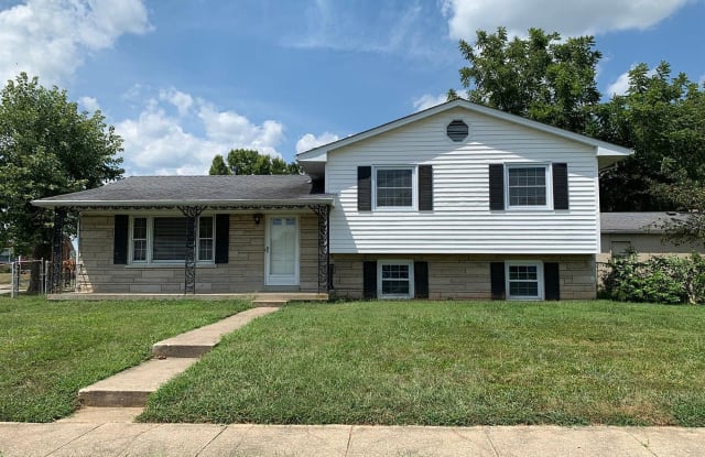 2371 Pierson Dr - 2371 Pierson Drive, Lexington, KY 40505