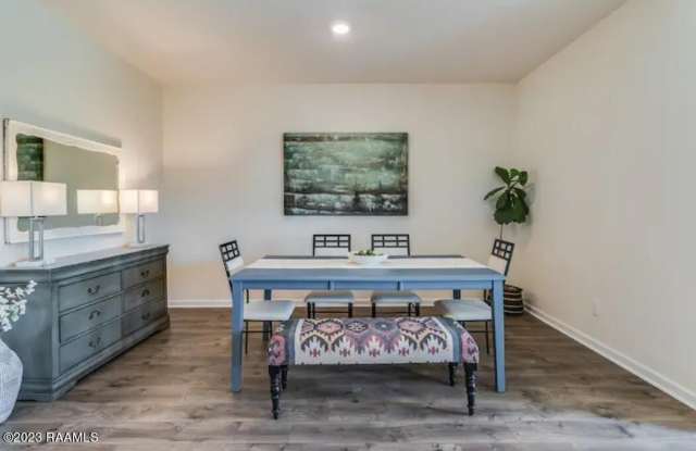406 Starlight Drive Gallery 4