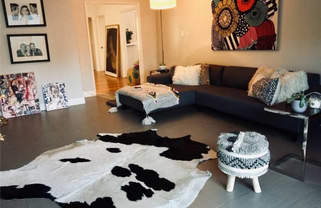 6601 Lemona Avenue Gallery 2
