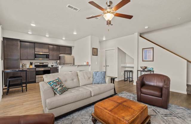 Beautiful Home in Garden City! photos photos
