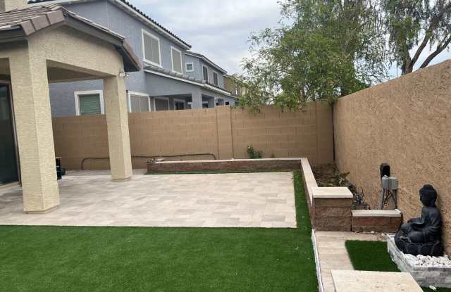 gated community 4 bed 2 bath home photos photos