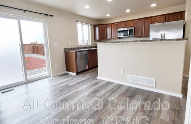 12029 Eagle Crest Court Gallery 3