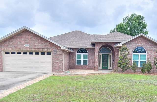 Lynn Haven! Custom Built Brick Home! 4 bedroom 2.5 Bath 2 Car Garage photos photos