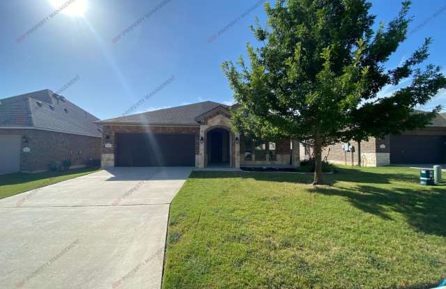 3 Bedroom Home in Wyndham Hill (Academy ISD)! Gallery 1