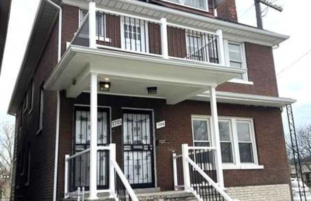 1735 Clairmount Street photos photos