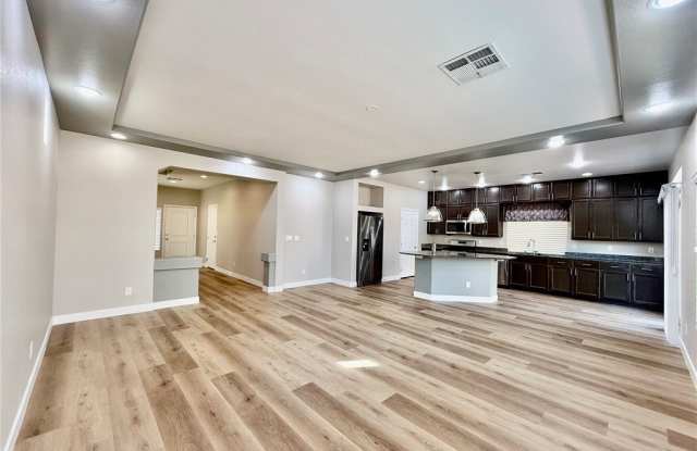 6138 Fielding Hills Road Gallery 4