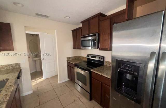 360 Carina Cir Gallery 4